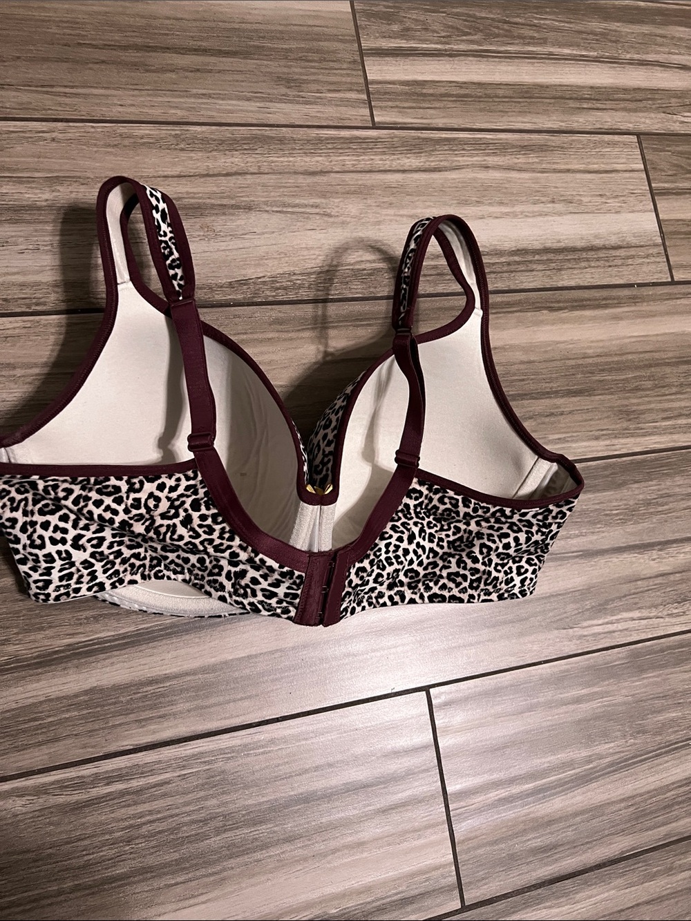 Cacique Floral & Neutral Patterned T-Shirt Bra - White/Gray/Cream bundle 40DD - Picture 8 of 11
